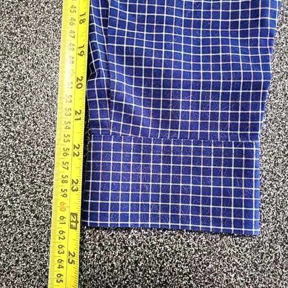 Roundtree & Yorke Men's Shirt Sz M Gold Label Non-Iron Perfect Performance Check - Picture 10 of 10